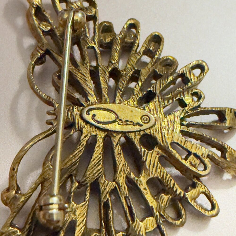 Oscar de la Renta Butterfly Brooch Gold Openwork 2.25" Vintage - Picture 5 of 8